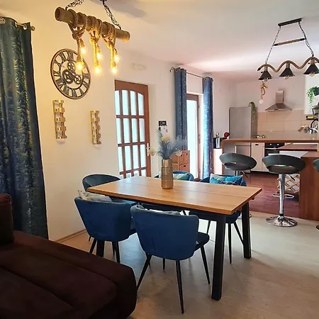 Big Apartmant With Free Parking Apartamento