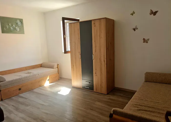 Apartman Big Apartmant With Free Parking