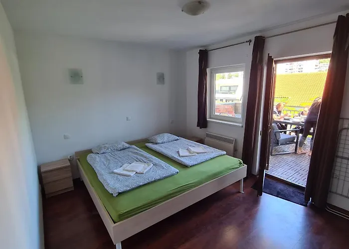 Big Apartmant With Free Parking * Sibenik