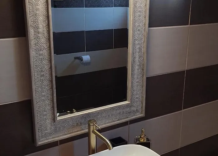 Big Apartmant With Free Parking *